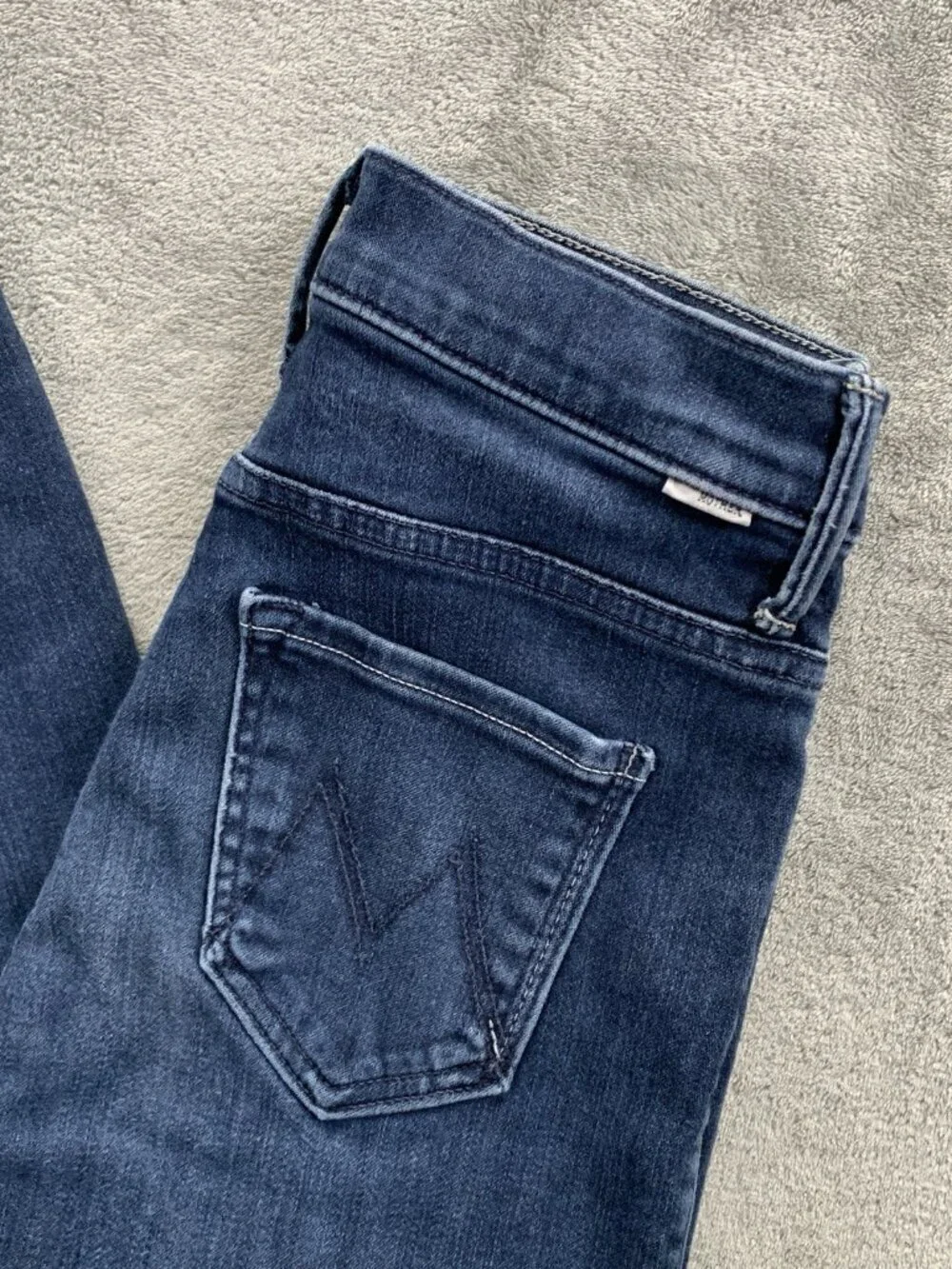MOTHER Insider Crop Step Fray Jeans Womens 25 Night Tripper Raw Hem Blue Denim